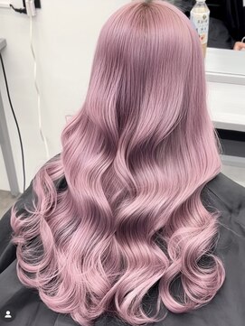 ペレ 梅田(PELE) 黒髪/クラゲヘアー/オリーブグレー/小顔/ココアベージュ/梅田