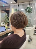 【零也】ショート 白髪ぼかしカラー