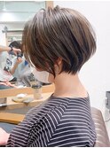 絶壁解消×マロンベージュ×ひし形×前髪長め大人ショートボブ永