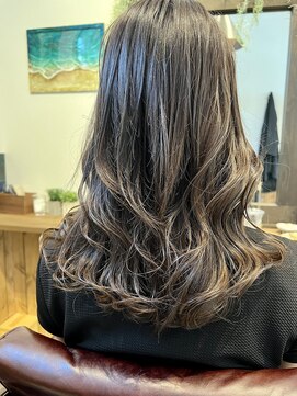 ベコホーム(BE CO HOME) 透明感抜群のグレージュ♪