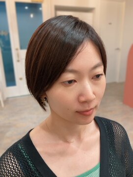 ラルゴ ヘアー(LARGO Hair) 上品ショート