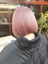 ヲタク(wotaku.) ピンクベージュボブハイトーンダブルカラーブリーチ切りっぱなし