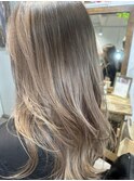 Balayage / ombre / long layer/ curtain bangs / English