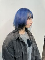 ヴェイン 渋谷(vain)&nbsp;ウルフカットショートヘアインナーカラーブルーブラック