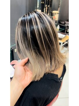 アース 四日市店(HAIR&MAKE EARTH) バレイヤージュ