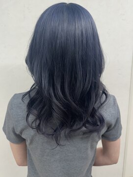 リア(Lia by KENJE) #シルバーに色落ちするブルーカラー♪