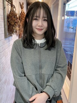 キュー(CUE) フェミニンミディ、髪質改善、ヘッドスパ