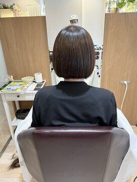エル バイ ファースト(L by first) 【L by first】ぱっつんボブ