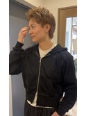 ベージュ