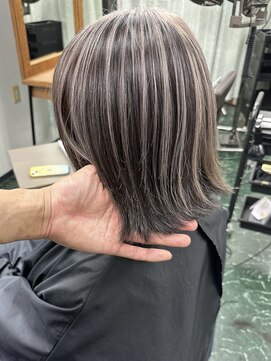 アンブレラカラー×ボブスタイル