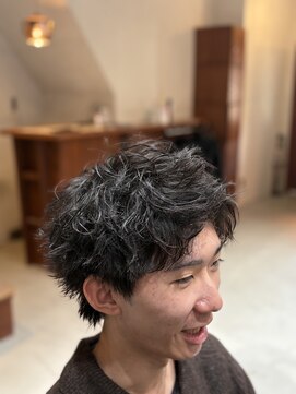 ミオ リベル(Mio'' LIBER) スパイキーショート