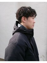 ヒントステーション フォーメンズ(HINTSTATION for Men's)&nbsp;〈浅草 半個室〉 センターパート/スパイラルパーマ