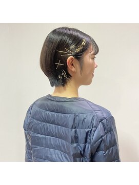 インサイドアウト(IN SIDE OUT+) 金箔アレンジ / ショートアレンジ / 結婚式【IN SIDE OUT＋】