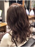 ミルクティーベージュ ゆるウェーブセミロング