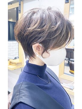 アヴァロン(AVALON) ショートパーマ