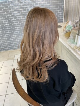 カシェ マエノヘタ(Cashe'e MAENOHETA) ミルクティーベージュ