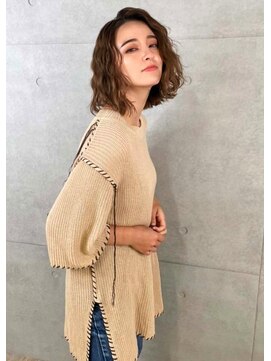 エルト 四条烏丸(elto) 【elto烏丸】大人かわいい小顔ミディアム20代30代40代ベージュ