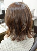 柔らかミディアムボブ