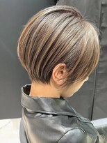 ジエクトカナウ 大阪梅田店(The Ect canow) ショートカット/白髪ぼかし/くびれショート/ミントベージュ