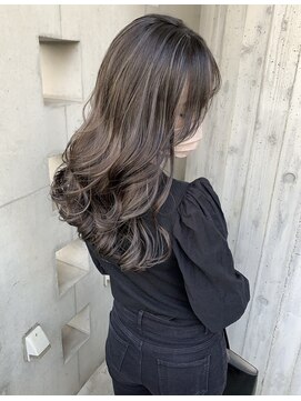 リバレッジ 広尾(Leverage) 大人ハイライトグレージュレイヤー【広尾/恵比寿】担当:大住】