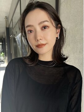 アンガーデン(Une GARDEN) 外ハネ大人ミディアムヘア　くびレイヤー