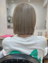 ミルクティーベージュ　ワンレンボブ
