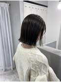 オリーブグレー×切りっぱなしボブ