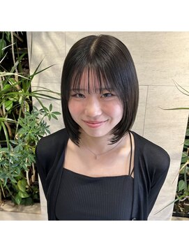 ラック 由比ヶ浜(LUCK) 地毛ブラック×艶々ボブ