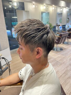 パフュームバイアフロート 南流山店(Perfume by afloat) アップバングショート ツーブロック