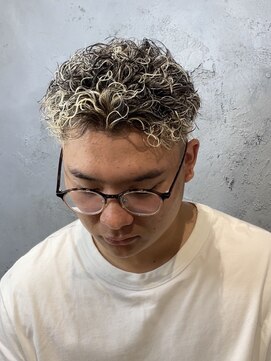 ネクストゼロ(NEXT zerO) 極道パーマ