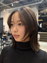 顔まわりレイヤーボブ