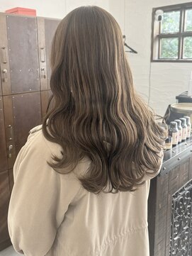 ロンド ヘアー(Rondo. Hair) ヘーゼルベージュ