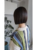 パツっとラインが可愛いボブ