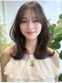 グレージュカラー似合わせ顔まわり前髪カット骨格補正レイヤー