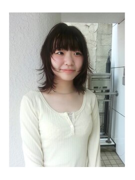 ノラ シブヤ(NORA) ハッシュカットシャギーレイヤーナードミディアムハッシュ