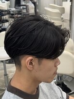 エデアンルクラ 下通(EDEAN Leclat)&nbsp;熊本メンズヘア　曲がる縮毛矯正　センターパート