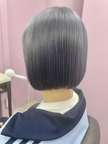 アヴァンス 難波店(AVANCE.)&nbsp;内巻きでストンとおさまるボブ