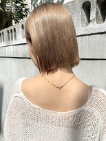 トリコ アヴェダ ららテラス北綾瀬(tricot AVEDA)&nbsp;切りっぱなしボブ/ショートボブ/柔らかベージュ/ハイトーンボブ