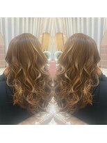 フラワーズ(Flowers)&nbsp;透明感ベージュのナチュラルレイヤー