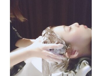 グランテラス スパアンドリゾート(Gran Terrace spa and resort)の写真/頭皮環境をリセットする極上ヘッドスパで、日々の疲れを癒し、輝く髪へ導きます！
