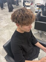 ハイセンス セカンド(HISENSE second)&nbsp;海外風ブラウンベース金メッシュシャドウパーマ【TAIKI】