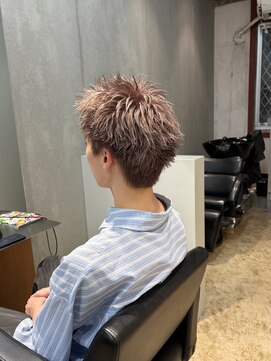 アル 日野(AL) スパイキーショート / ピンクベージュ / スモークピンク