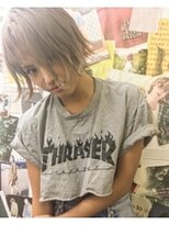 トロニー(TLONY)&nbsp;TLONY hori 渋谷 ハイトーン ショートヘア