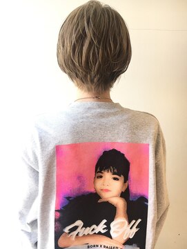 ラパンセヴェール(LA PENSEE VERT) 【LA PENSEE】ハイトーンのショートスタイル