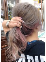 ビューティーサロンワタナベ 本店&nbsp;ピンクのインナーカラー