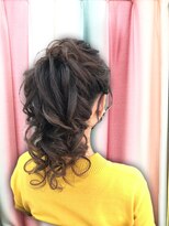 ビューティーサロンラエラ(Beauty salon laera)&nbsp;ふわふわポニーテール　高めポニーテール　花嫁ヘア