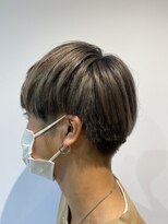 ブロッサム 若葉店(Blossom) シルバーショートマッシュ