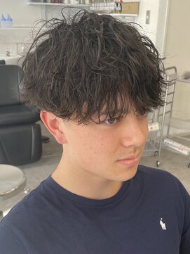 フィフス 原宿(fifth) ツイストスパイラルパーマ波巻きスパイラルプードルパーマウルフ