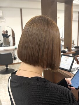 ルイ(ROUIS produced by LUCK 津田沼) ROUIS 津田沼　ベージュカラー