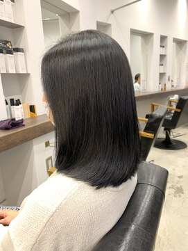 リアン バイ トルシュ ヘアワークス(Riant by TORChe hair works) ツヤロング